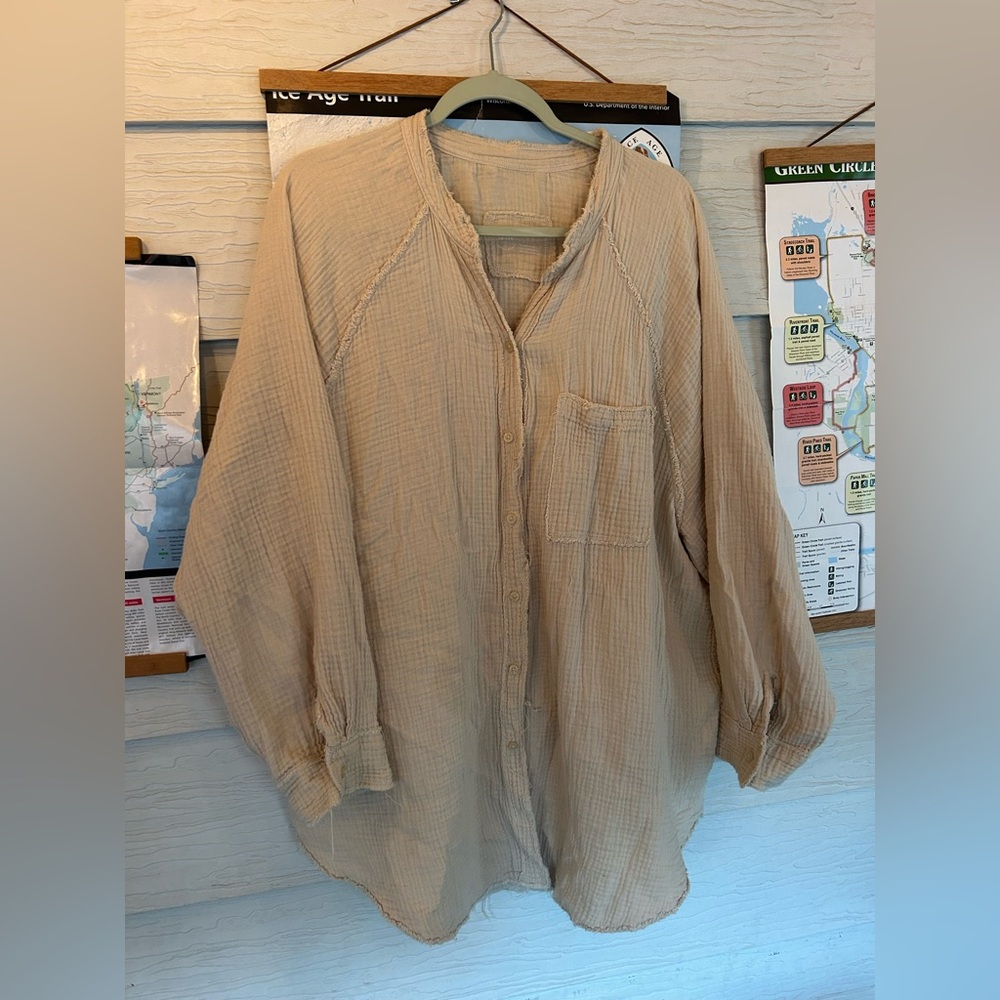 Oversized aerie top